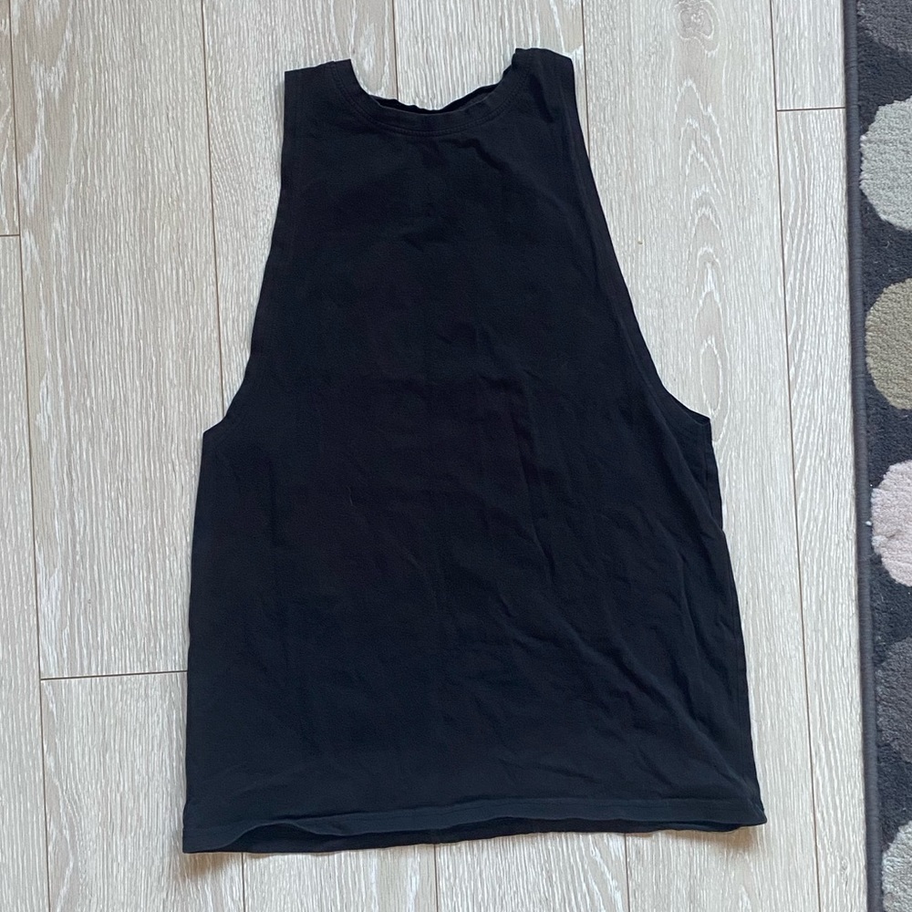 Alphalete Cut Off
